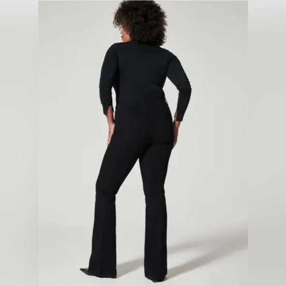 SPANX FLARE JEANS CLEAN BLACK 20326T 2X/2TG TALL NEW WITH TAGS - Picture 2 of 6